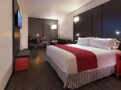 Ramada Encore by Wyndham Guadalajara - 2