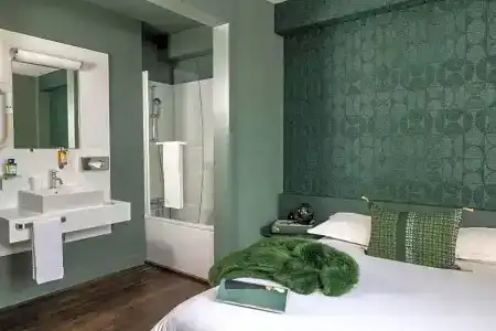 L'Hôtel - 37