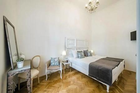 House Beletage - 50