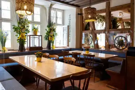 Domhof - 19