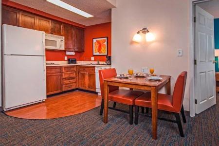 Residence Inn by Marriott Airport - 40