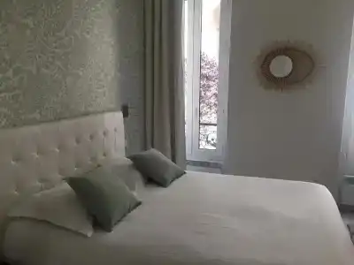 Hôtel Central - 41