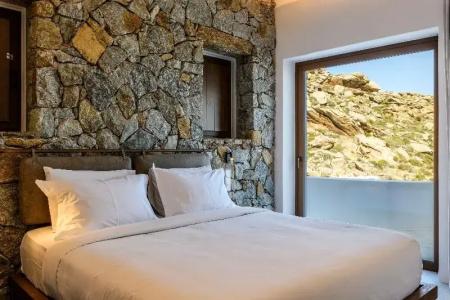 Charisma and Wellness Suites - 103