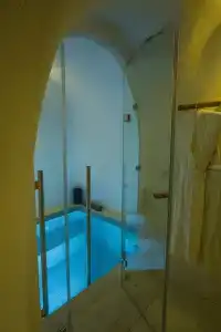 Iconic Santorini, a Boutique Cave - 15
