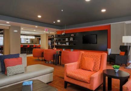 Courtyard by Marriott - 20