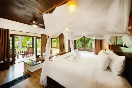 Diamond Bay Resort & Spa - 207