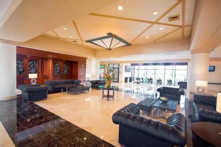 Hilton Palm Beach Airport - 1