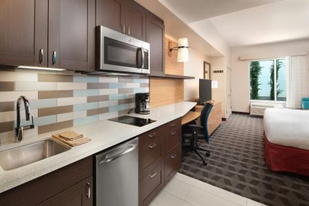 TownePlace Suites by Marriott San Diego Downtown - 27
