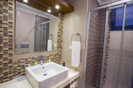 Kondo Suites - 8
