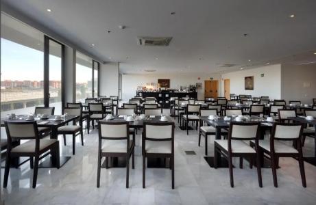Eurostars Zaragoza - 34