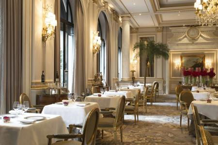 Four Seasons George v Paris - 24