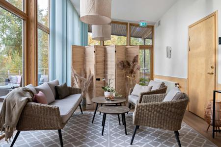 Tylebackl; Sure Collection by Best Western - 6