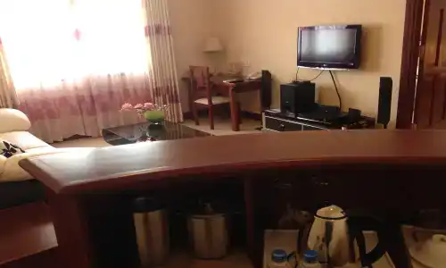Dong Khanh - 6