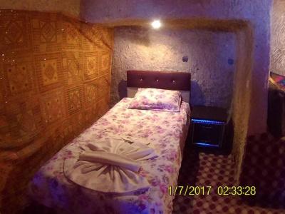 Coco Cave - 1