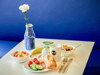 B&B Frankfurt Hauptbahnhof - 12
