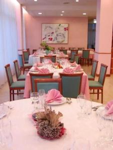 Executive Meeting & Events - 18