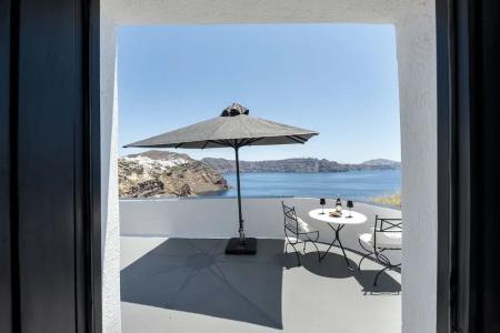 Pearl of Caldera Oia - Boutique by Pearl Collection - 199