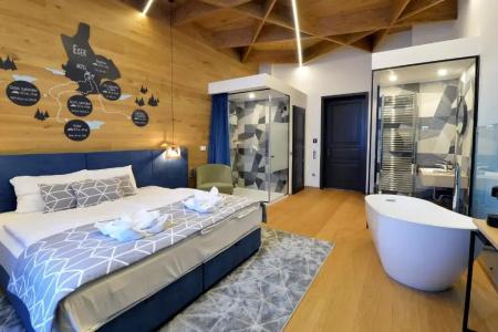 1552 Boutique - 35