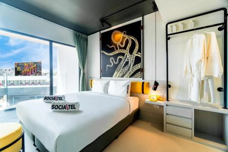 SocialTel Samui - Adults - 14