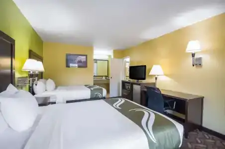 Quality Inn-Central Park Area - 76