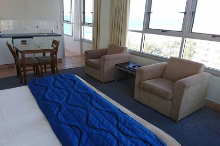 Chateau Beachside - 5
