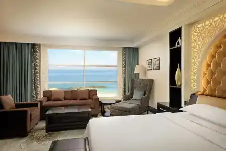 Sheraton Sharjah Beach Resort and Spa - 56