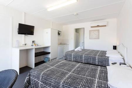 Wynnum Anchor - 17
