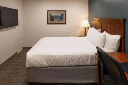 Best Western Plus Clocktower Inn - 146