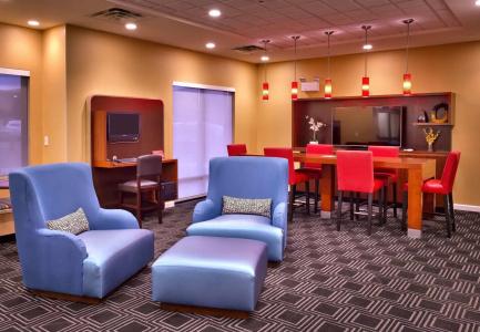TownePlace Suites by Marriott - 20