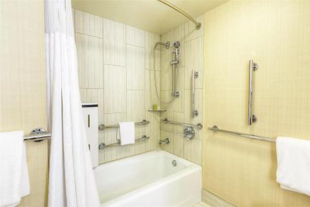 DoubleTree by Hilton City Center - 70