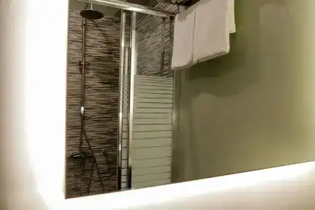 V36 Suites - 64