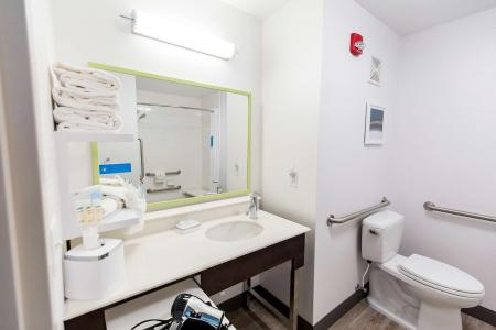 Hampton Inn - 8