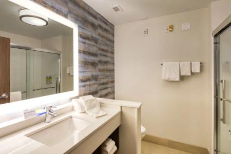 Holiday Inn Express & Suites - Charlotte - South End, An Ihg - 73
