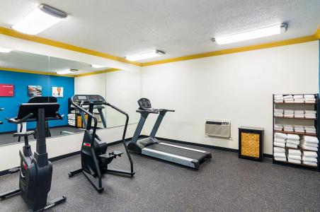 Quality Suites - 18