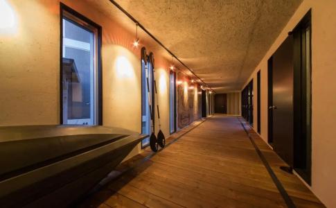 365BASE outdoor hostel - 11