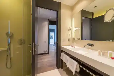 Duparc Contemporary Suites - 9