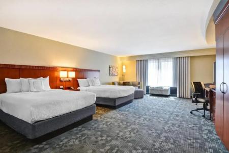 Courtyard by Marriott at Old Town - 53