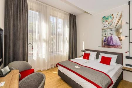 & Restaurant Michaelis - 55