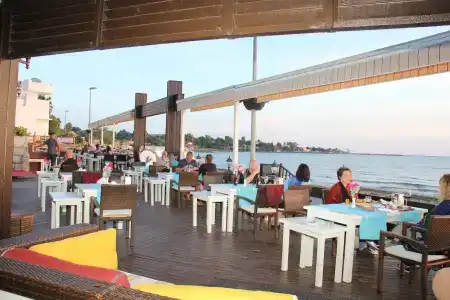 Side Beach Club - 14