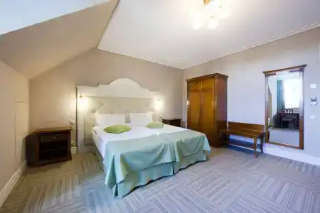Skrunda Manor - 2