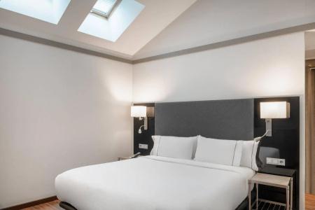AC Recoletos by Marriott - 25