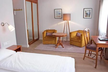 Bayerischer Hof - 55