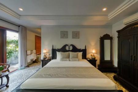 Mane Boutique & Spa - 102