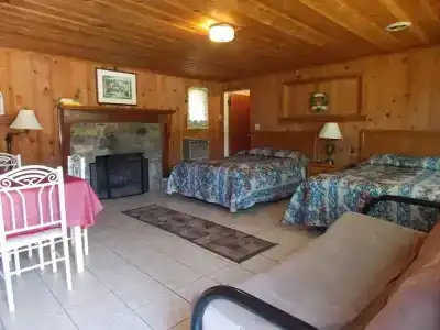 Clarketon - - 24