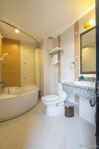 Silverland Central - 47