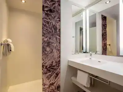 Mercure Marseille Centre Vieux Port - 8