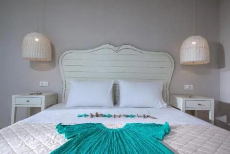 Notos Heights & Suites - 42