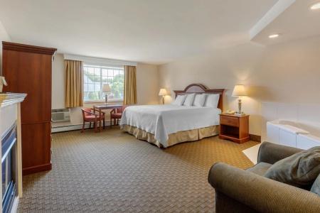 Ogunquit and Suites - 42