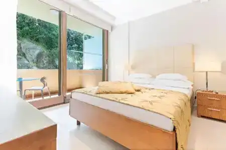 The Residence - 251