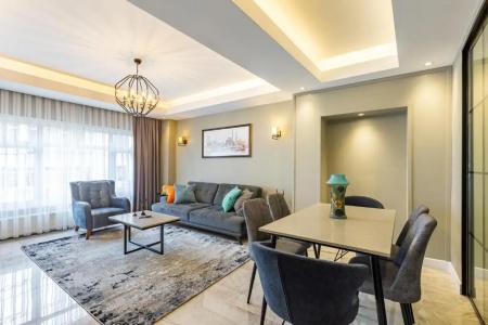 Seraglio & Suites - 127